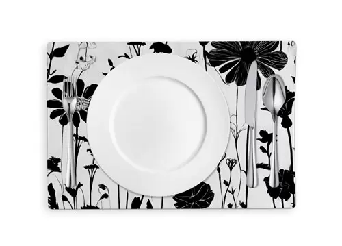 Tischset mit floralen Mustern in Schwarz-Weiß